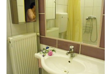 Унгария Privát Hévíz, Екстериор